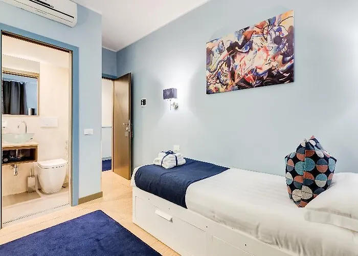 Easy Budget Colosseo Pensión 4*